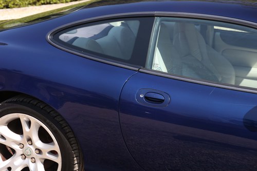 2002 Jaguar XK8 4.2L Coupe X100 For Sale (picture 86 of 122)