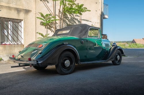 1934 Renault Primaquatre Cabriolet KZ24 à venda (imagem 9 de 101)