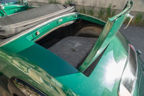 1934 Renault Primaquatre Cabriolet KZ24 à venda (imagem 44 de 101)