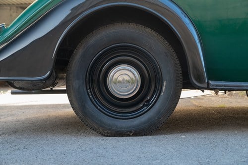 1934 Renault Primaquatre Cabriolet KZ24 à venda (imagem 15 de 101)