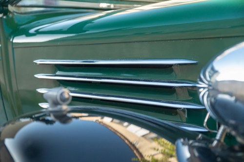 1934 Renault Primaquatre Cabriolet KZ24 à venda (imagem 62 de 101)