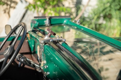 1934 Renault Primaquatre Cabriolet KZ24 à venda (imagem 63 de 101)