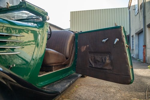 1934 Renault Primaquatre Cabriolet KZ24 à venda (imagem 29 de 101)