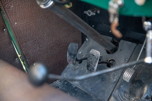 1934 Renault Primaquatre Cabriolet KZ24 à venda (imagem 38 de 101)