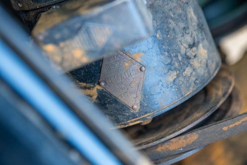 1934 Renault Primaquatre Cabriolet KZ24 à venda (imagem 76 de 101)