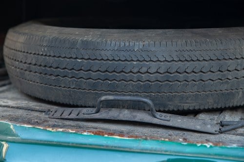 1934 Renault Primaquatre Cabriolet KZ24 à venda (imagem 88 de 101)