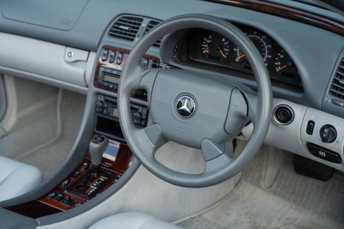 1998 Mercedes-Benz CLK230 Kompressor Cabriolet W208 For Sale (picture 19 of 149)