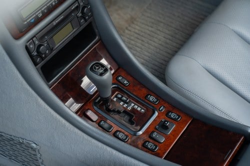 1998 Mercedes-Benz CLK230 Kompressor Cabriolet W208 For Sale (picture 24 of 149)
