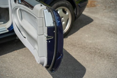 1998 Mercedes-Benz CLK230 Kompressor Cabriolet W208 For Sale (picture 31 of 149)