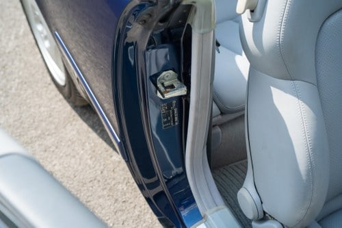1998 Mercedes-Benz CLK230 Kompressor Cabriolet W208 For Sale (picture 34 of 149)