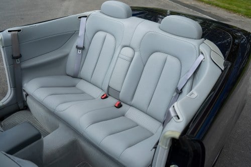 1998 Mercedes-Benz CLK230 Kompressor Cabriolet W208 For Sale (picture 35 of 149)
