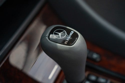 1998 Mercedes-Benz CLK230 Kompressor Cabriolet W208 For Sale (picture 47 of 149)