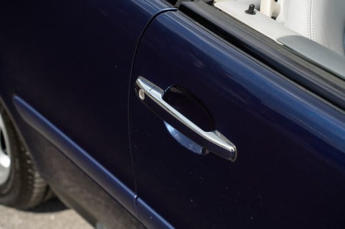 1998 Mercedes-Benz CLK230 Kompressor Cabriolet W208 For Sale (picture 99 of 149)