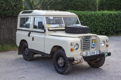 1980 Land Rover Santana Series III 88” For Sale (picture 1 of 40)