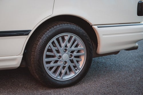 1990 Ford Sierra Sapphire RS Cosworth 4x4 For Sale (picture 9 of 209)