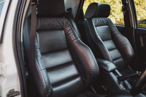 1990 Ford Sierra Sapphire RS Cosworth 4x4 For Sale (picture 13 of 209)