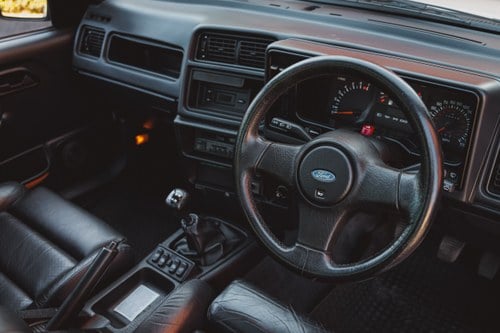 1990 Ford Sierra Sapphire RS Cosworth 4x4 For Sale (picture 42 of 209)