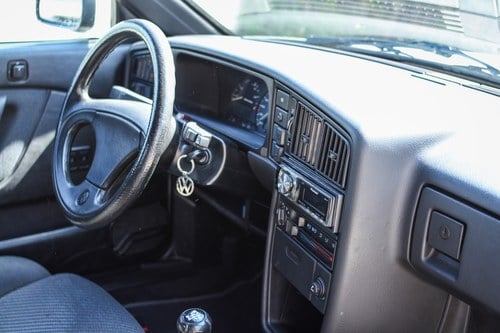 1992 Volkswagen Corrado VR6 For Sale (picture 11 of 39)