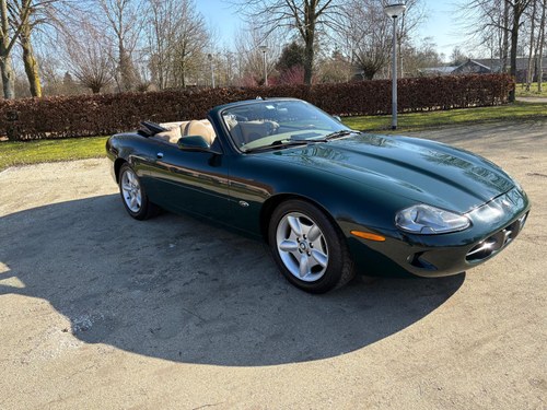 1997 Jaguar XK8 Convertible LHD X100 For Sale (picture 1 of 69)