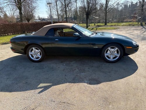 1997 Jaguar XK8 Convertible LHD X100 For Sale (picture 16 of 69)