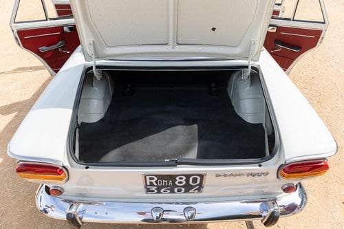 1965 Fiat 1500 zum Verkauf (Bild 32 von 67)