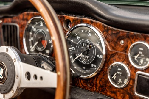1967 Triumph TR4A IRS à venda (imagem 23 de 52)