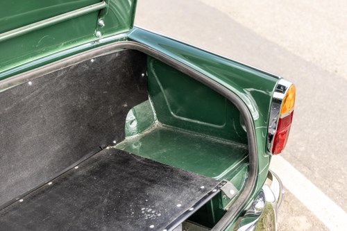 1967 Triumph TR4A IRS à venda (imagem 26 de 52)