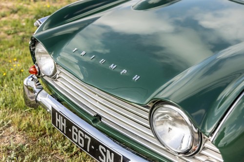 1967 Triumph TR4A IRS à venda (imagem 28 de 52)