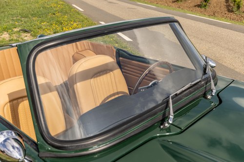 1967 Triumph TR4A IRS à venda (imagem 32 de 52)