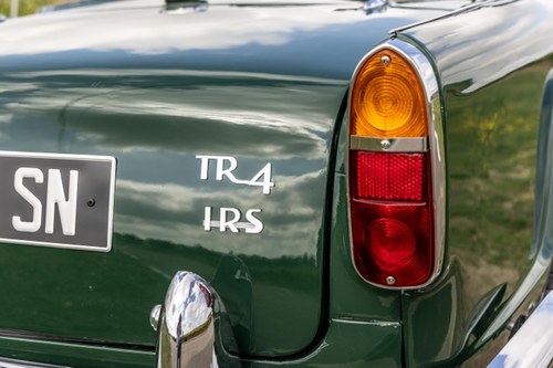 1967 Triumph TR4A IRS à venda (imagem 35 de 52)