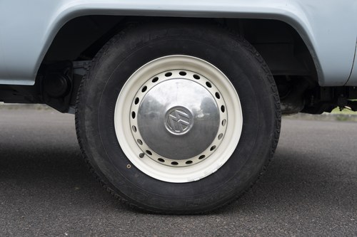 1975 Volkswagen Type 2 Bay Window Single-Cab Pick-up à venda (imagem 25 de 83)