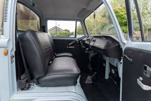 1975 Volkswagen Type 2 Bay Window Single-Cab Pick-up à venda (imagem 27 de 83)
