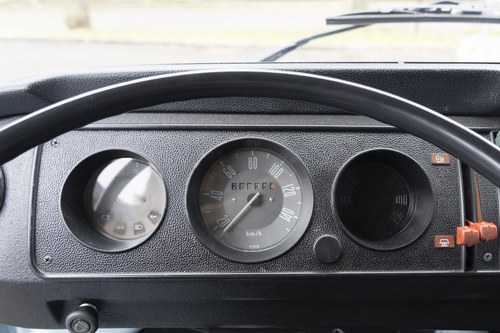 1975 Volkswagen Type 2 Bay Window Single-Cab Pick-up à venda (imagem 30 de 83)