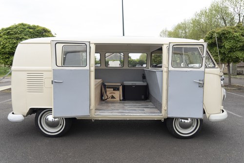 1967 Volkswagen T1 Ambulance till salu (bild 32 av 89)