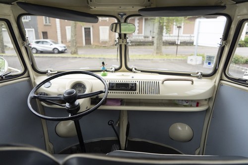 1967 Volkswagen T1 Ambulance till salu (bild 22 av 89)