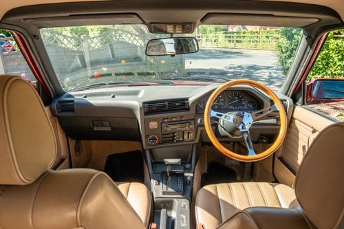1991 BMW 320i Auto E30 à venda (imagem 23 de 133)