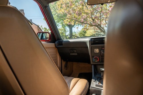 1991 BMW 320i Auto E30 à venda (imagem 26 de 133)