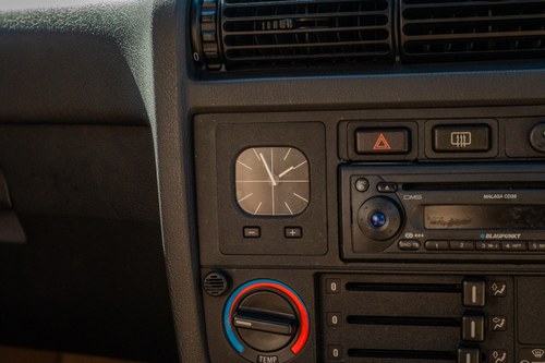 1991 BMW 320i Auto E30 à venda (imagem 29 de 133)