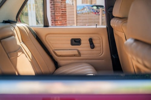 1991 BMW 320i Auto E30 à venda (imagem 51 de 133)