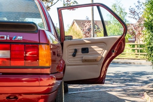 1991 BMW 320i Auto E30 à venda (imagem 64 de 133)