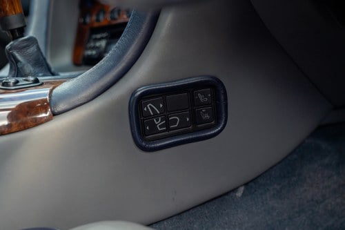 1995 Aston Martin DB7 Coupe Manual For Sale (picture 27 of 170)