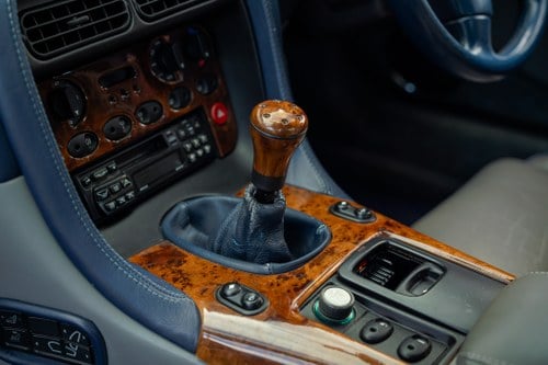 1995 Aston Martin DB7 Coupe Manual For Sale (picture 41 of 170)