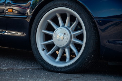 1995 Aston Martin DB7 Coupe Manual For Sale (picture 82 of 170)