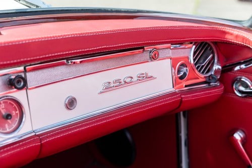 Afbeelding 3 voor 1967 Mercedes SL Class 250 SL W113