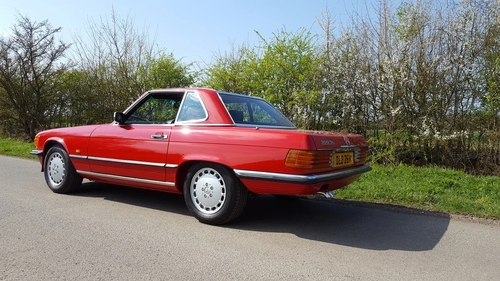 1986 Mercedes-Benz 300SL R107 For Sale (picture 26 of 175)