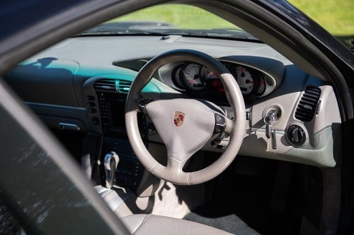 2004 Porsche 911 Carrera 4S 996.2 zum Verkauf (Bild 2 von 151)