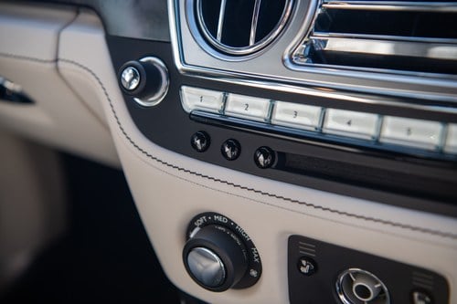 2014 Rolls-Royce Ghost Series II 6.6L V12 - 17k Miles For Sale (picture 18 of 172)