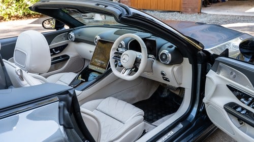 2022 Mercedes-Benz SL55 AMG Premium Plus For Sale (picture 24 of 235)