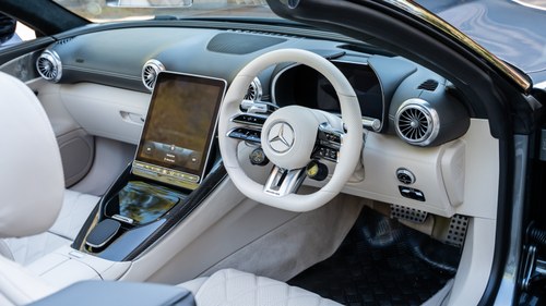 2022 Mercedes-Benz SL55 AMG Premium Plus For Sale (picture 25 of 235)