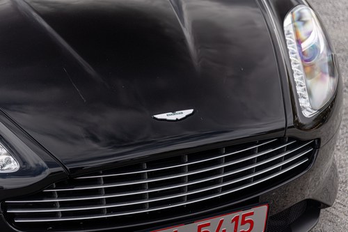 Image 3 pour 2015 Aston Martin DB9